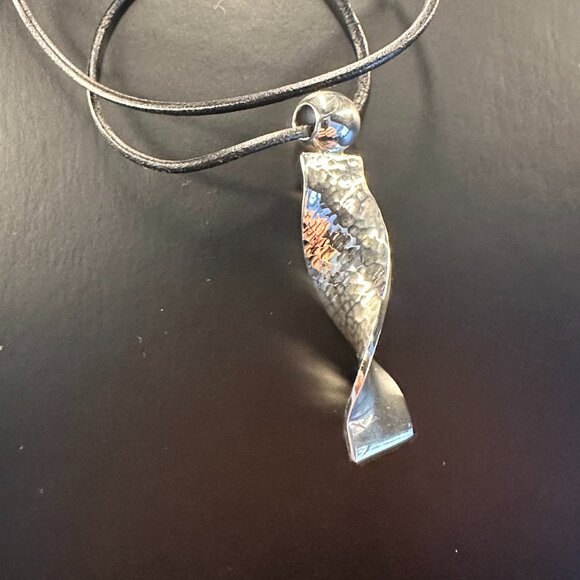 ✨ Handcrafted Mexican Sterling Silver Modernist Pendant Necklace - Picture 4 of 5